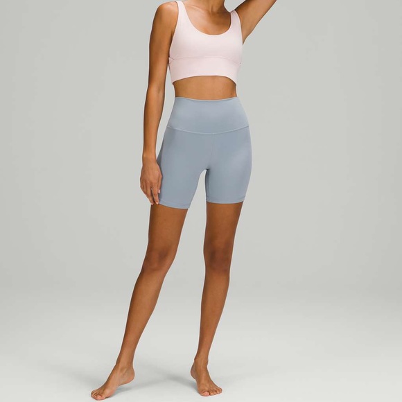 lululemon Align™ High-Rise Short with Pockets - Picture 2 of 5